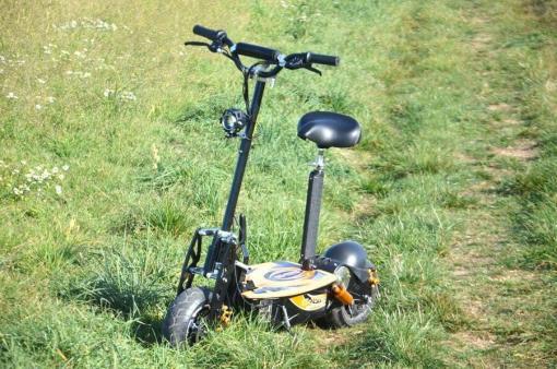 Elektro Scooter bis zu 35 km/h schnell - mit 25km Reichweite, 48V | 1500W | 12AH Akku "Captain" – Bild 15