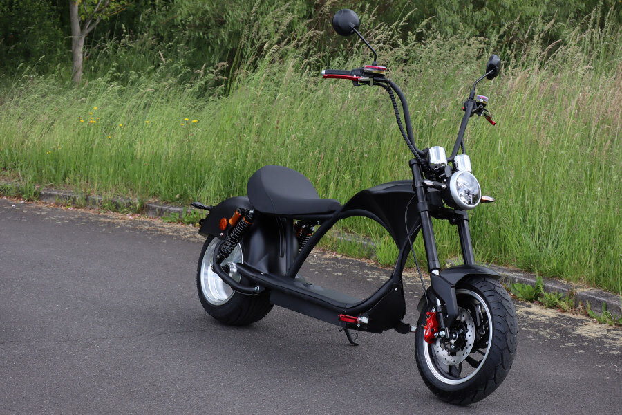 Elektro Scooter Coco Bike E-Chopper mit Straßenzulassung bis zu 48 km/h  schnell - ca. 50 km Reichweite, 60V, 2000W
