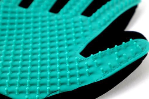 Fellpflege / Tierhaarentferner Handschuh für Haustiere – Bild 2