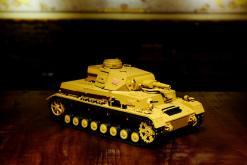 RC Panzer "Kampfwagen IV Ausf.F-1" Heng Long 1:16 Sandfarbe mit Rauch und Sound, Stahlgetriebe und 2,4Ghz+V7.0
