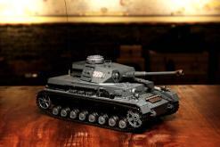 RC Panzer "Kampfwagen IV Ausf.F-2" Heng Long 1:16 Grau mit Rauch&Sound, Metallketten und Stahlgetriebe und 2,4Ghz -V7.0 - PRO