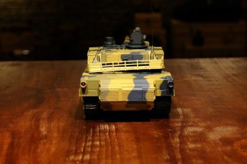 Ferngesteuerter Panzer "U.S. M1A2 Abrams" 1:24 mit Schuss und Sound "816" mit IR-Battle – Bild 3