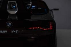 elektrischer kinderfahrzeug bmw i4 schwarz-6