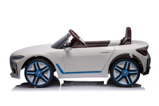 Kinderfahrzeug elektrisch "BMW i4" - lizenziert - 12V7A Akku, 4 Motoren- 2,4Ghz Fernsteuerung, MP3, Ledersitz+EVA – Bild 6