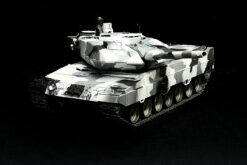 RC Panzer "German Leopard 2A6" Schnee Tarnung Lackiert Heng Long 1:16 mit Stahlgetriebe -2,4Ghz V7.0