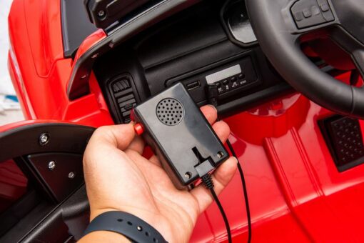 Elektro Kinderfahrzeug - "Feuerwehr Dodge RAM" - 12V10AH Akku,4 Motoren- 2,4Ghz Fernsteuerung, MP3+Sirene – Bild 4