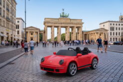 Kinder Elektroauto Porsche RUF 24V – 2-Sitzer mit Brushless-Motoren, herausnehmbarem Akku & Lackierung – Bild 5